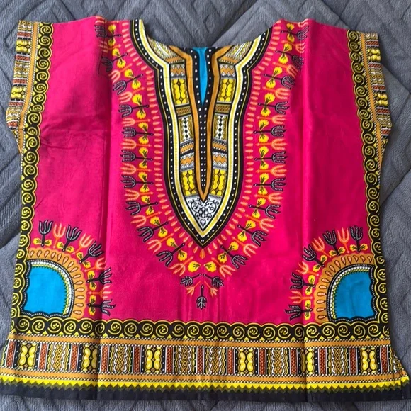 Vibrant Dashiki Top - Picture 2 of 3